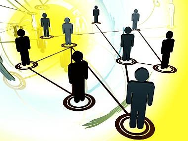 社会化媒体的交际方式是肤浅的？